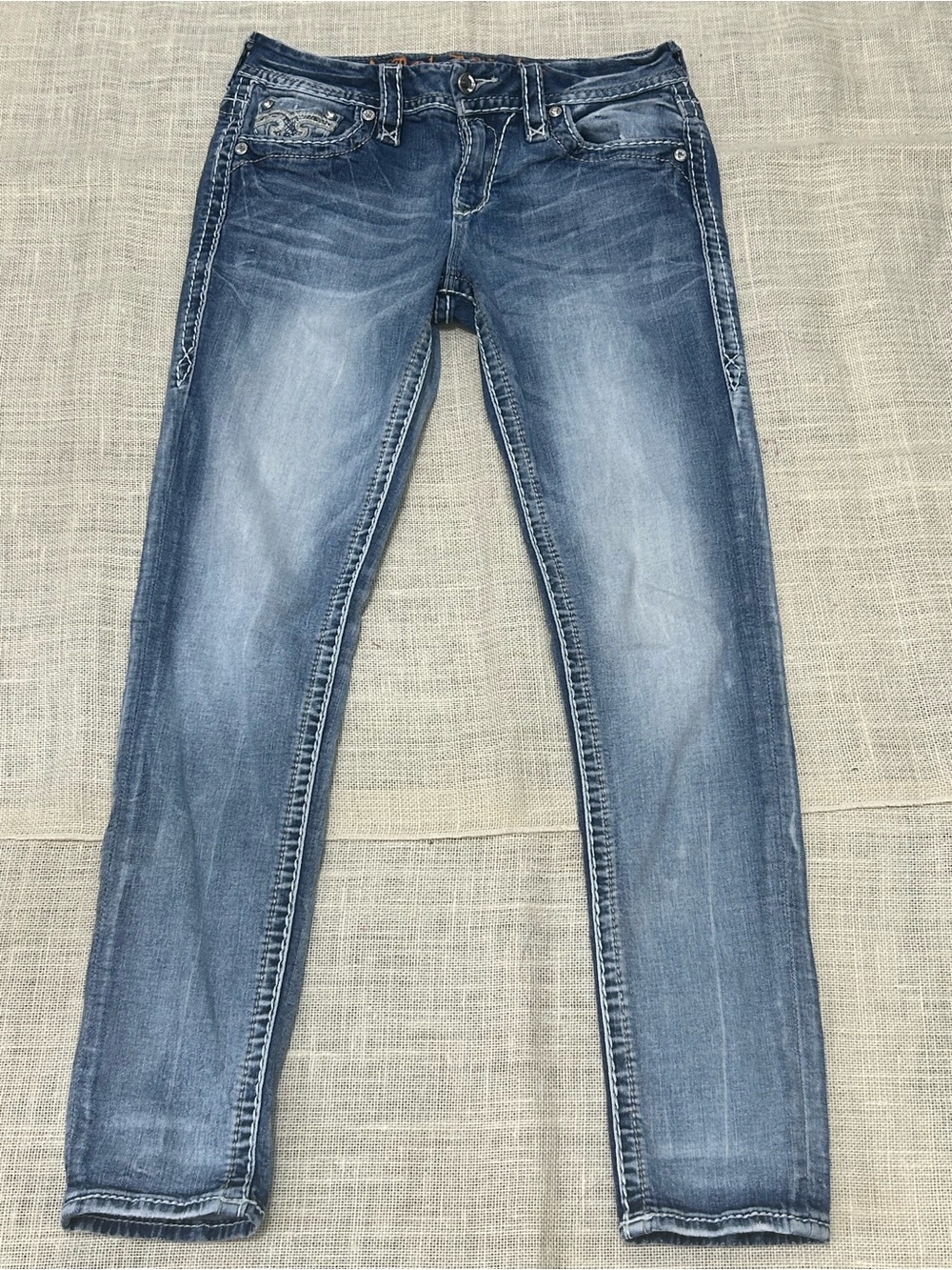 Rock Revival Easy Skinni Jena Jeans 
Womens Stretch embroided 
Embellished Sz 27